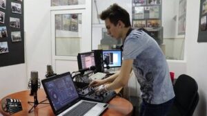 Radio SHIQ - DJ Ghost pregătind participarea la Gala Liceelor